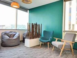 Espace de détente des bureaux Booking.com à Casablanca