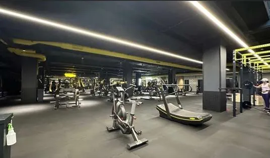 Zone cardio du club Fitness Park à Rabat